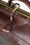 LE500_dett1_Darkbrownbrass